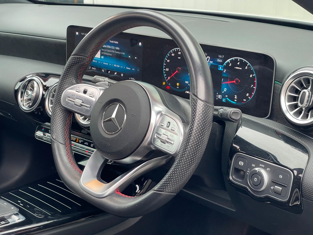 Used Mercedes-Benz A-Class 2018 for sale - 75751602: Photo 12