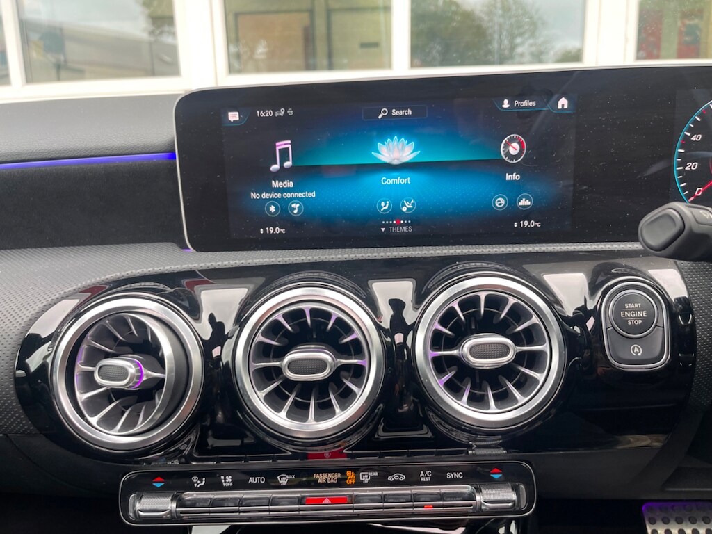 Used Mercedes-Benz A-Class 2018 for sale - 75751602: Photo 31