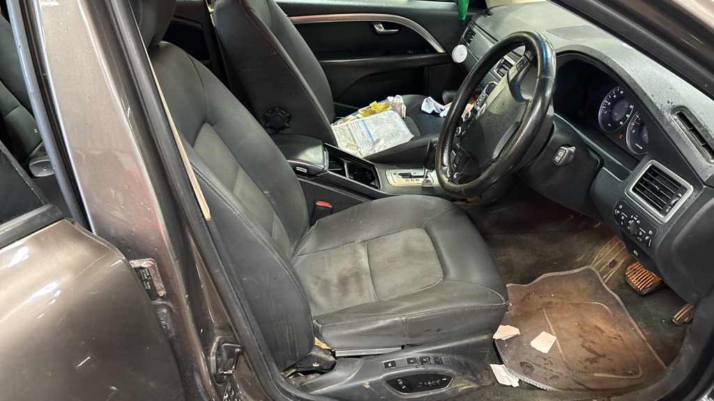 Used Volvo V70 2008 for sale - 76161586: Photo 10