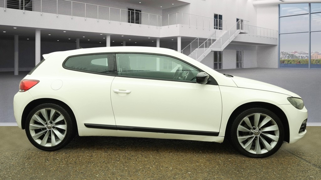 Used Volkswagen Scirocco 2011 for sale - 77456581: Photo 5