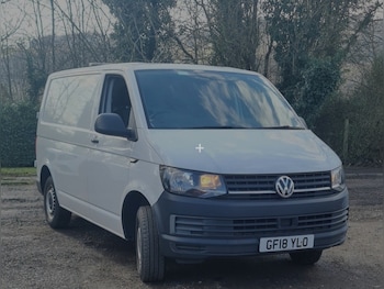 Used Volkswagen Transporter 2018 for sale - 79355808: Photo