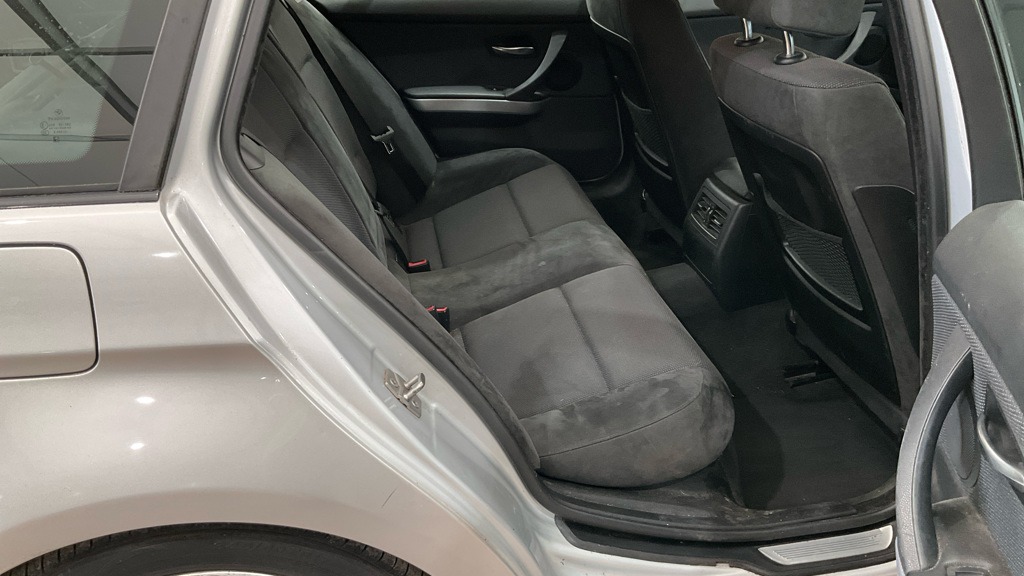 Used BMW 3 Series 2009 for sale - 76081518: Photo 8