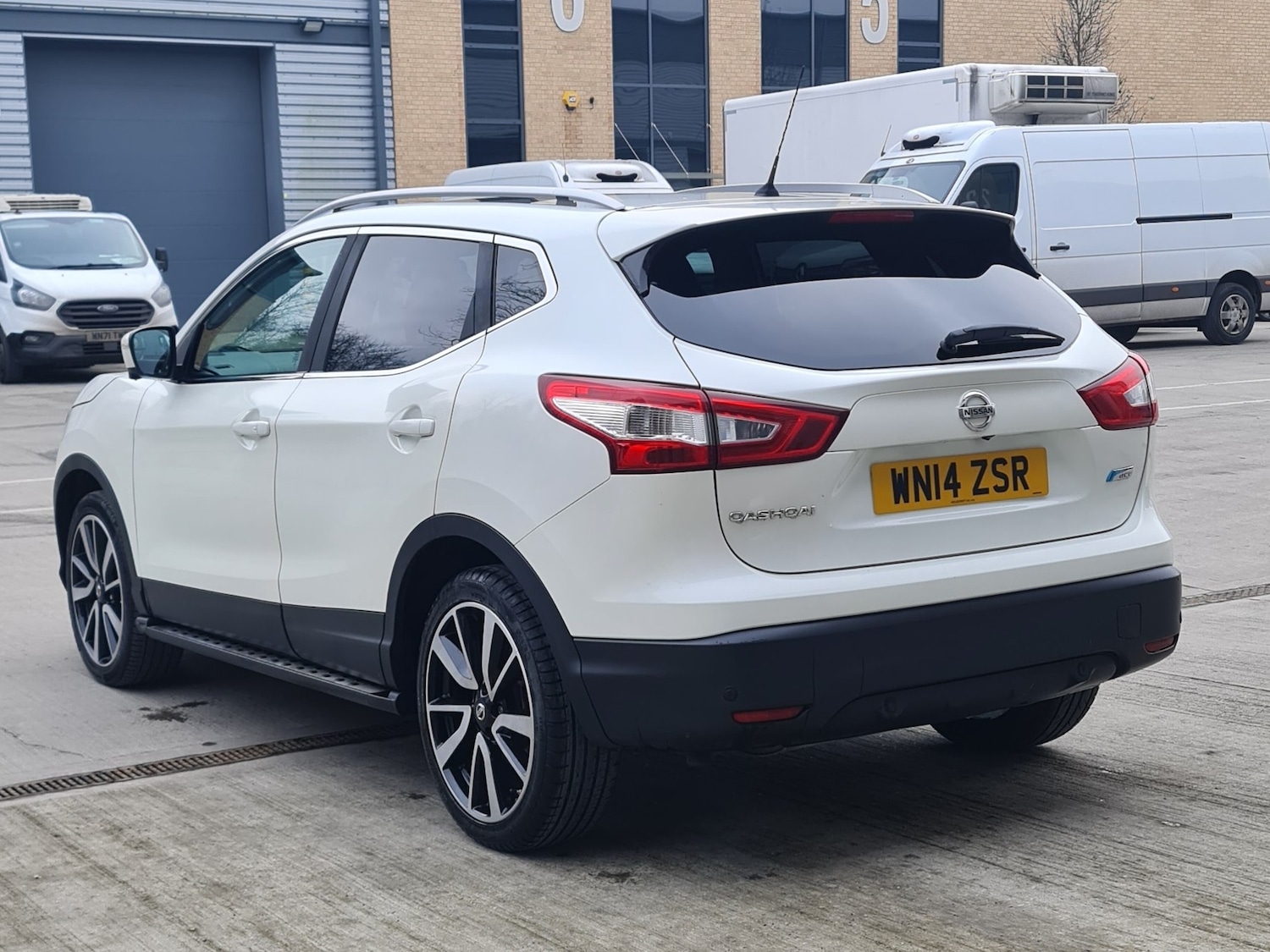 Used Nissan Qashqai 2014 for sale - 76765071: Photo 11