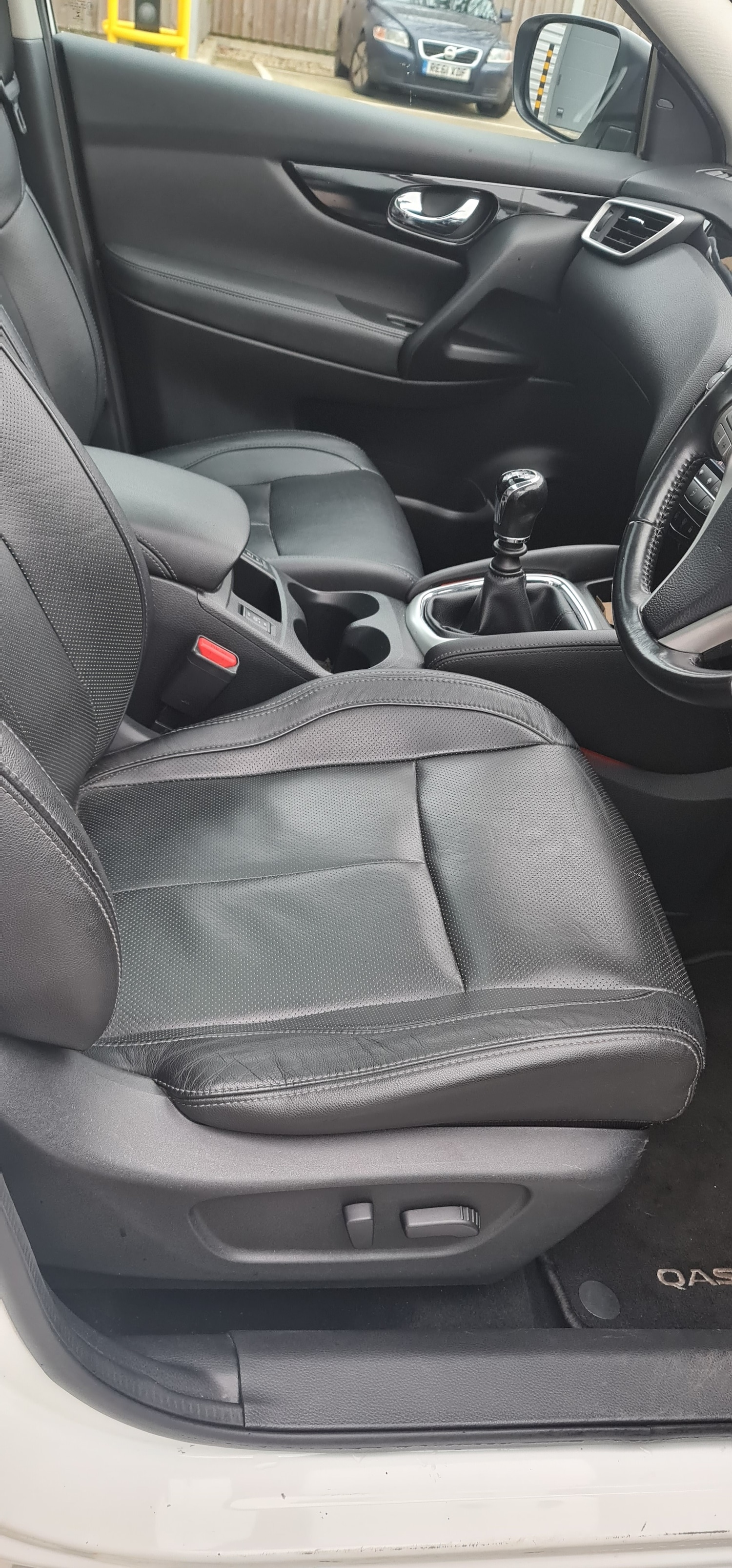 Used Nissan Qashqai 2014 for sale - 76765071: Photo 23