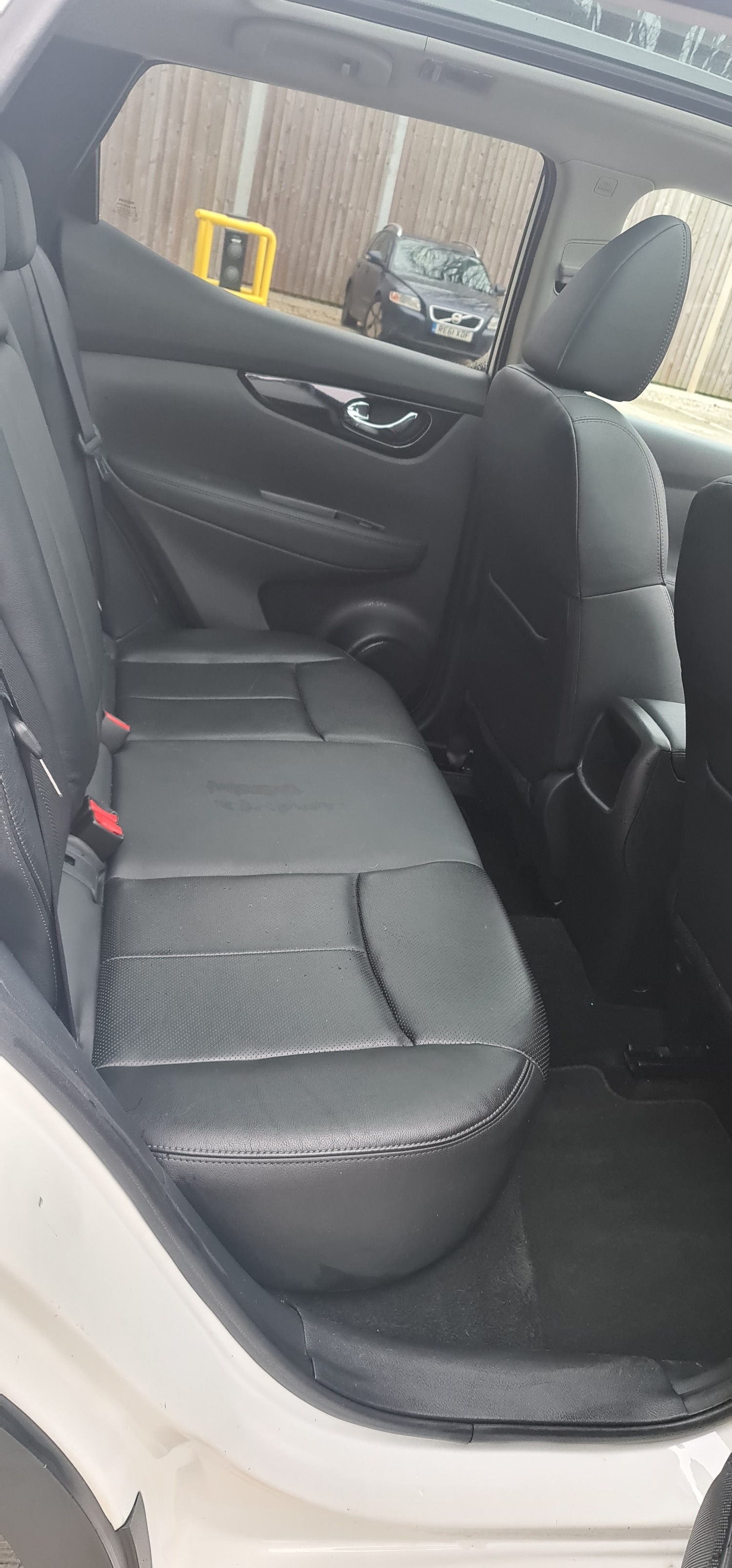 Used Nissan Qashqai 2014 for sale - 76765071: Photo 25