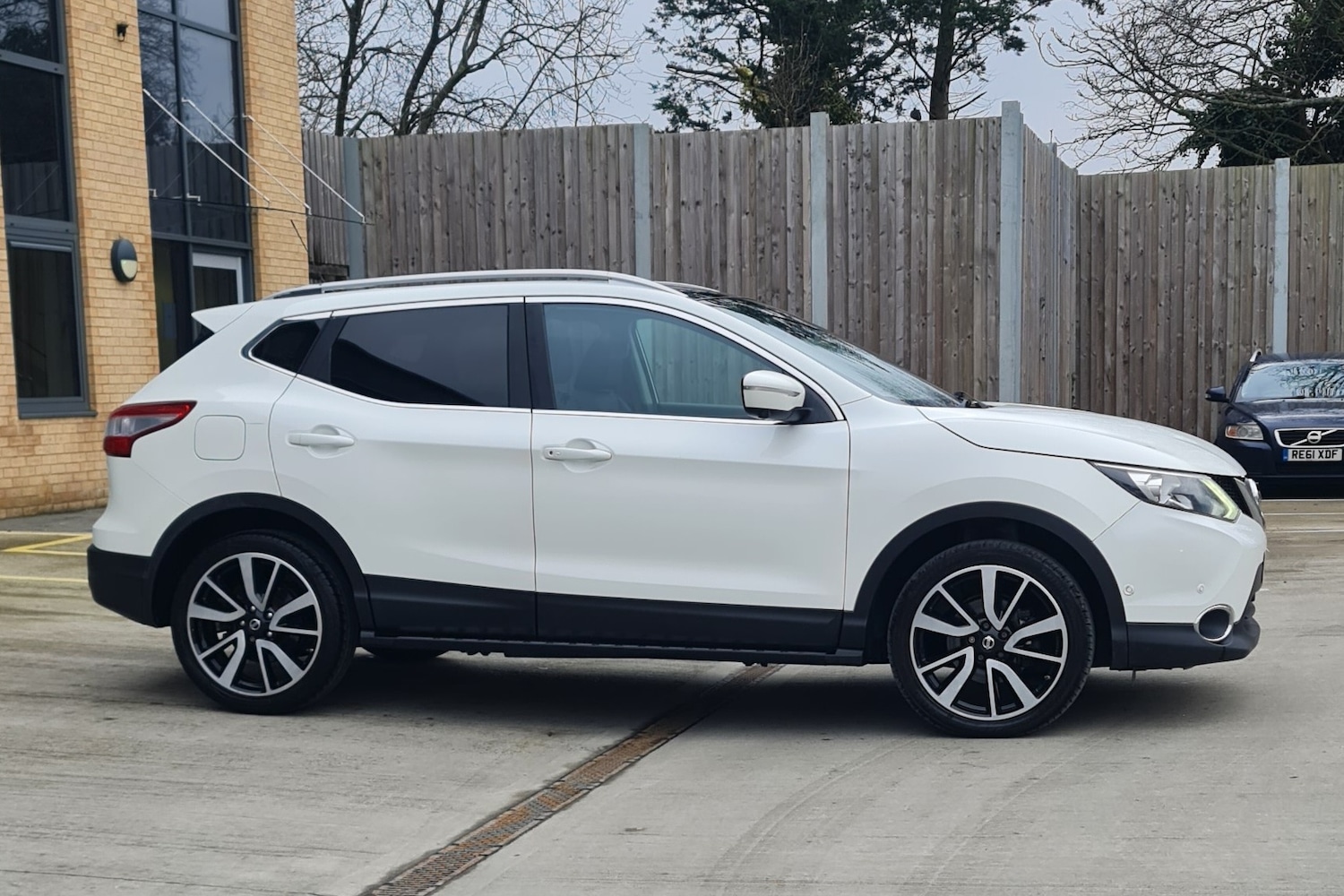 Used Nissan Qashqai 2014 for sale - 76765071: Photo 3