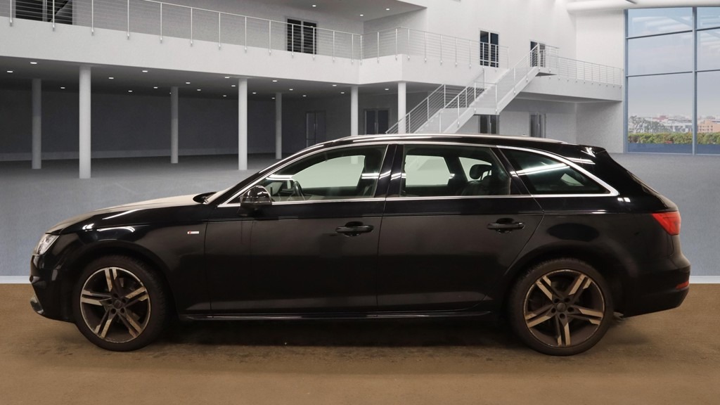 Used Audi A4 2016 for sale - 76682076: Photo 5