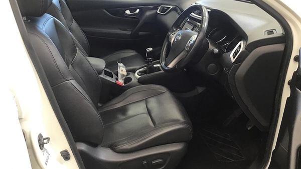 Used Nissan Qashqai 2014 for sale - 66898728: Photo 11