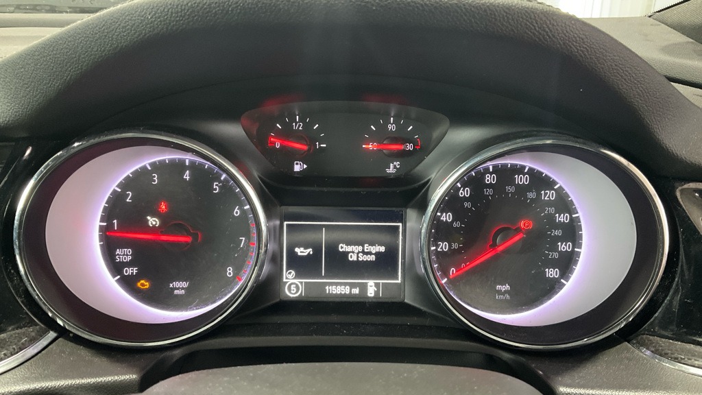 Used Vauxhall Insignia 2019 for sale - 76763356: Photo 10