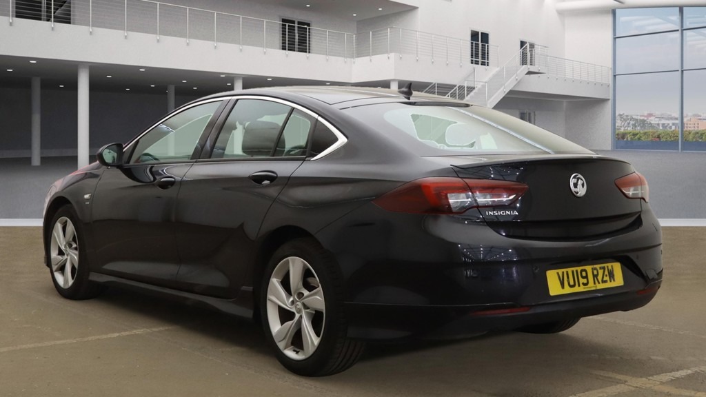 Used Vauxhall Insignia 2019 for sale - 76763356: Photo 3