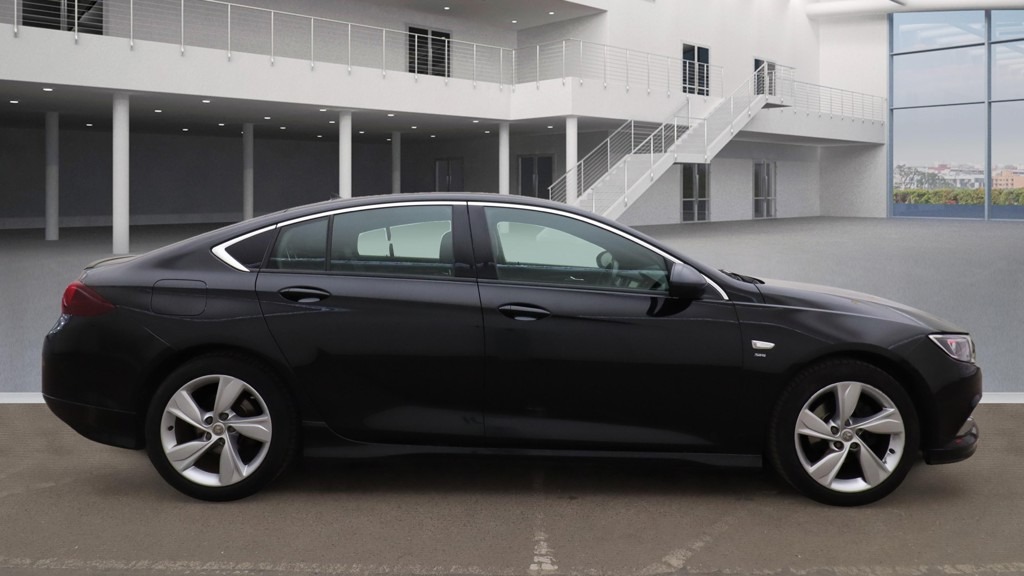 Used Vauxhall Insignia 2019 for sale - 76763356: Photo 5