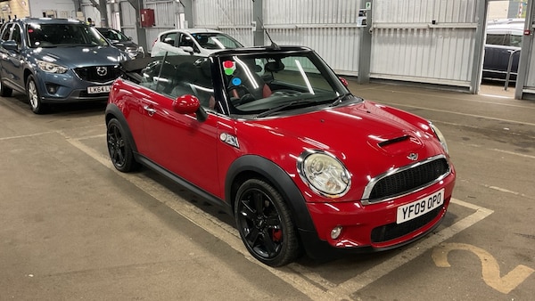 Used MINI Convertible 2009 for sale - 76225346: Photo 10