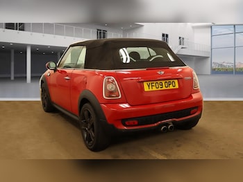 Used MINI Convertible 2009 for sale - 76225346: Photo 3