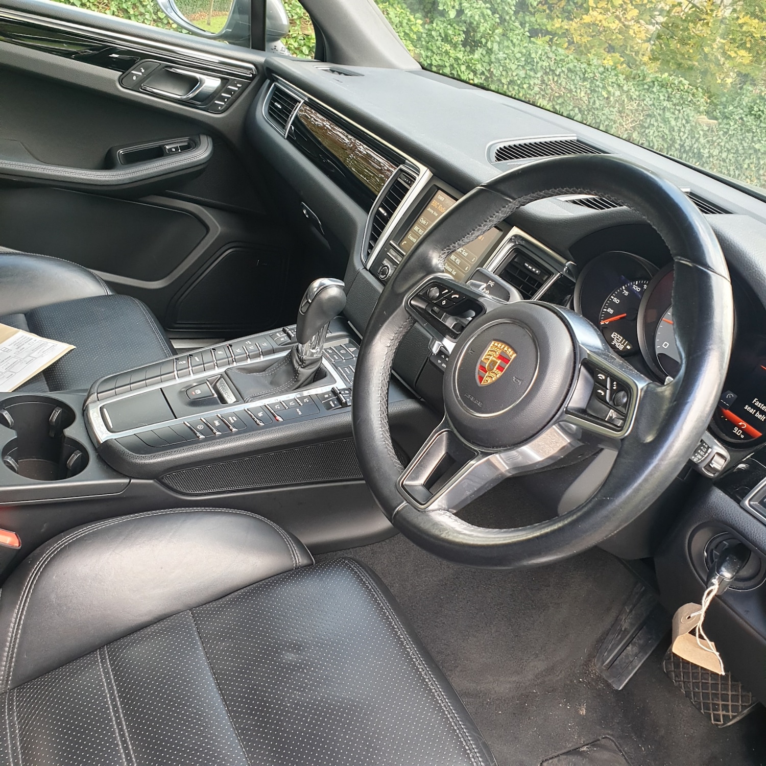 Used Porsche Macan 2015 for sale - 76065693: Photo 16