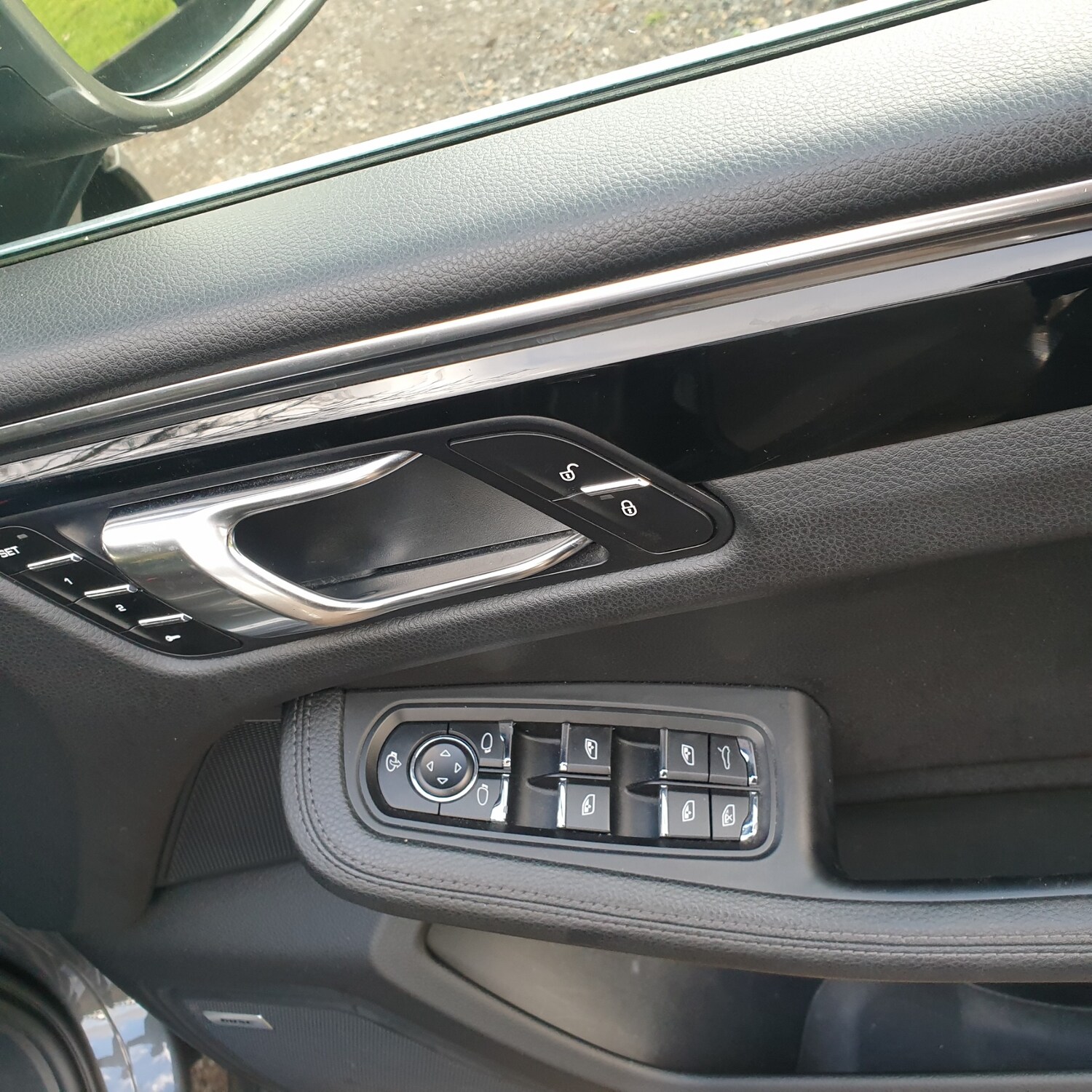 Used Porsche Macan 2015 for sale - 76065693: Photo 20