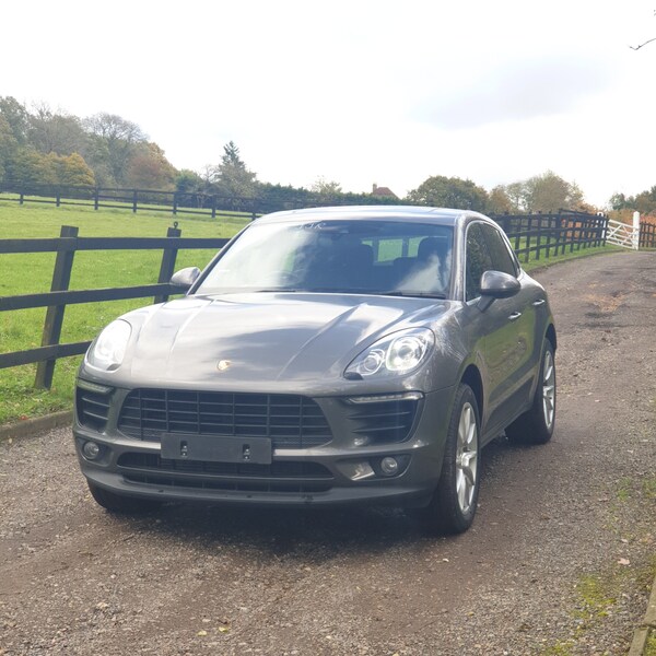 Used Porsche Macan 2015 for sale - 76065693: Photo 35