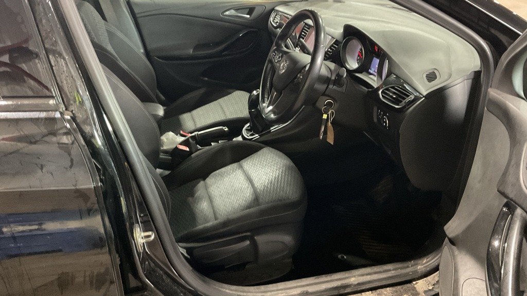 Used Vauxhall Astra 2017 for sale - 77274471: Photo 9