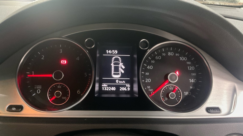 Used Volkswagen Passat 2012 for sale - 76384575: Photo 10