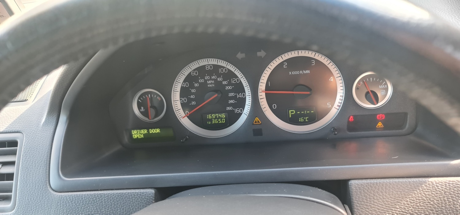 Used Volvo XC90 2010 for sale - 77822721: Photo 13