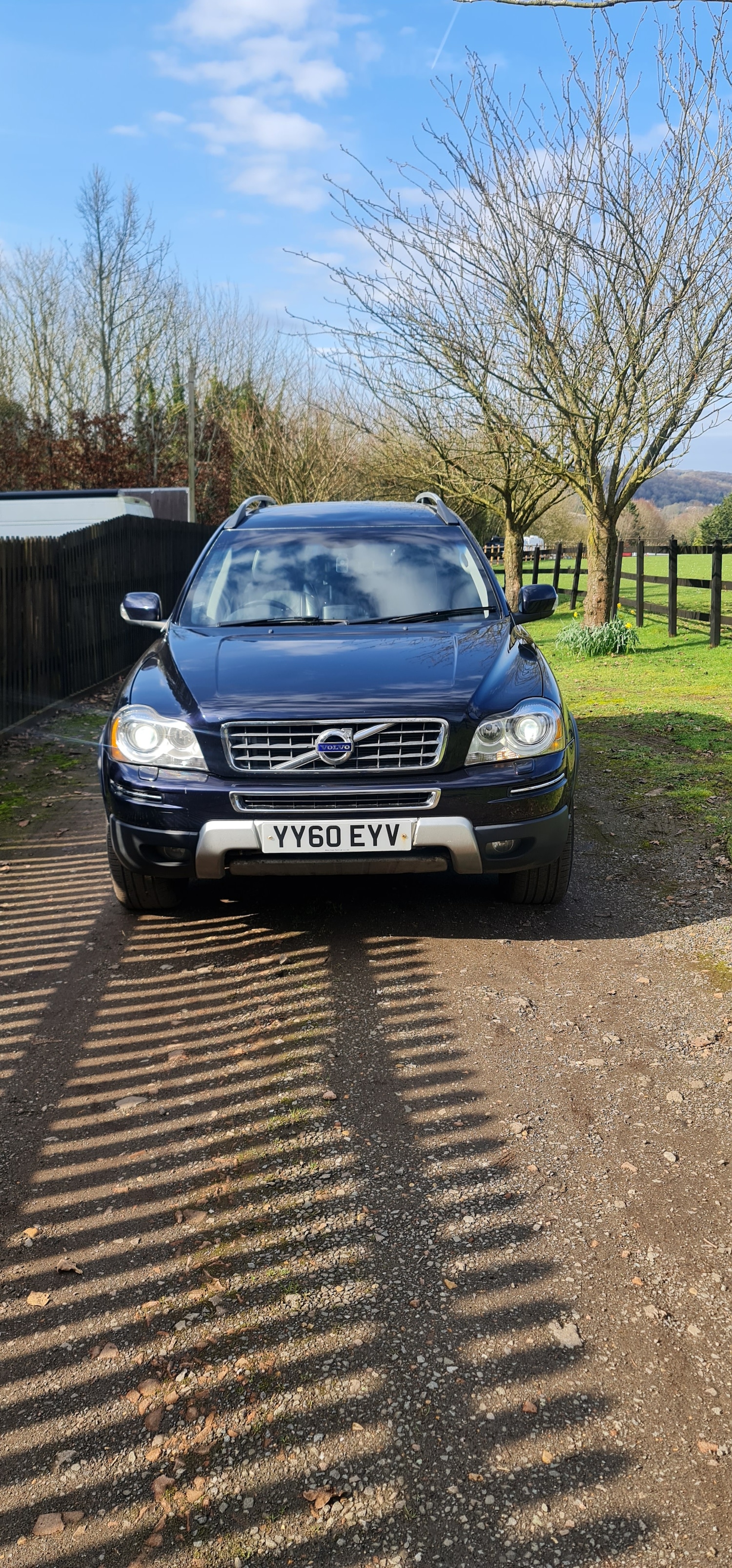 Used Volvo XC90 2010 for sale - 77822721: Photo 2