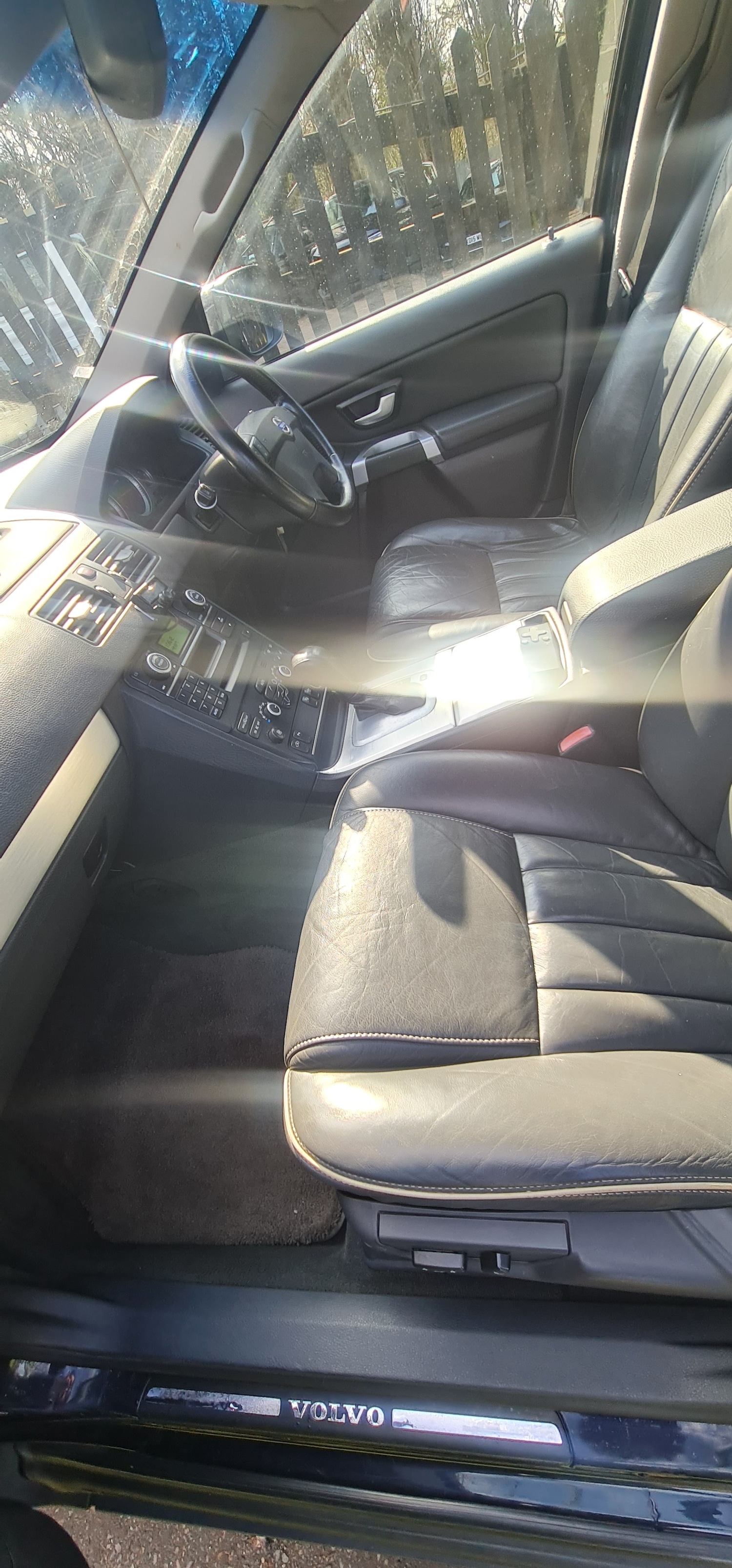 Used Volvo XC90 2010 for sale - 77822721: Photo 32