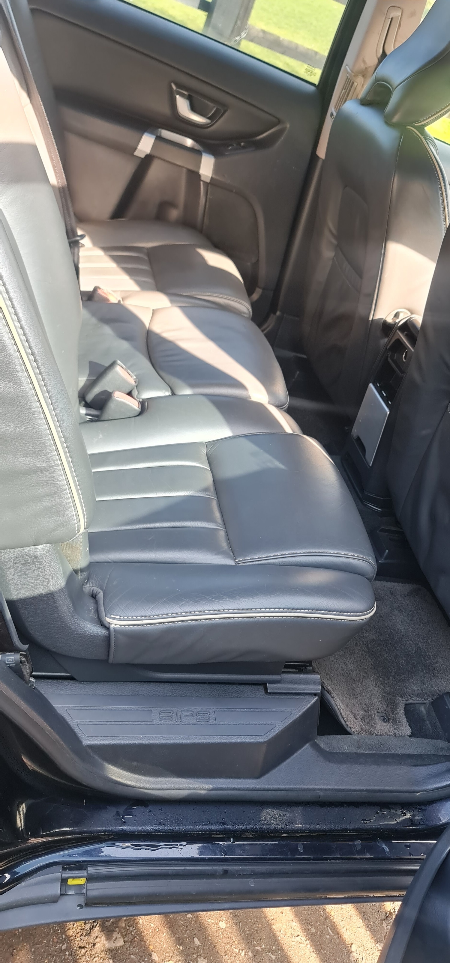 Used Volvo XC90 2010 for sale - 77822721: Photo 9