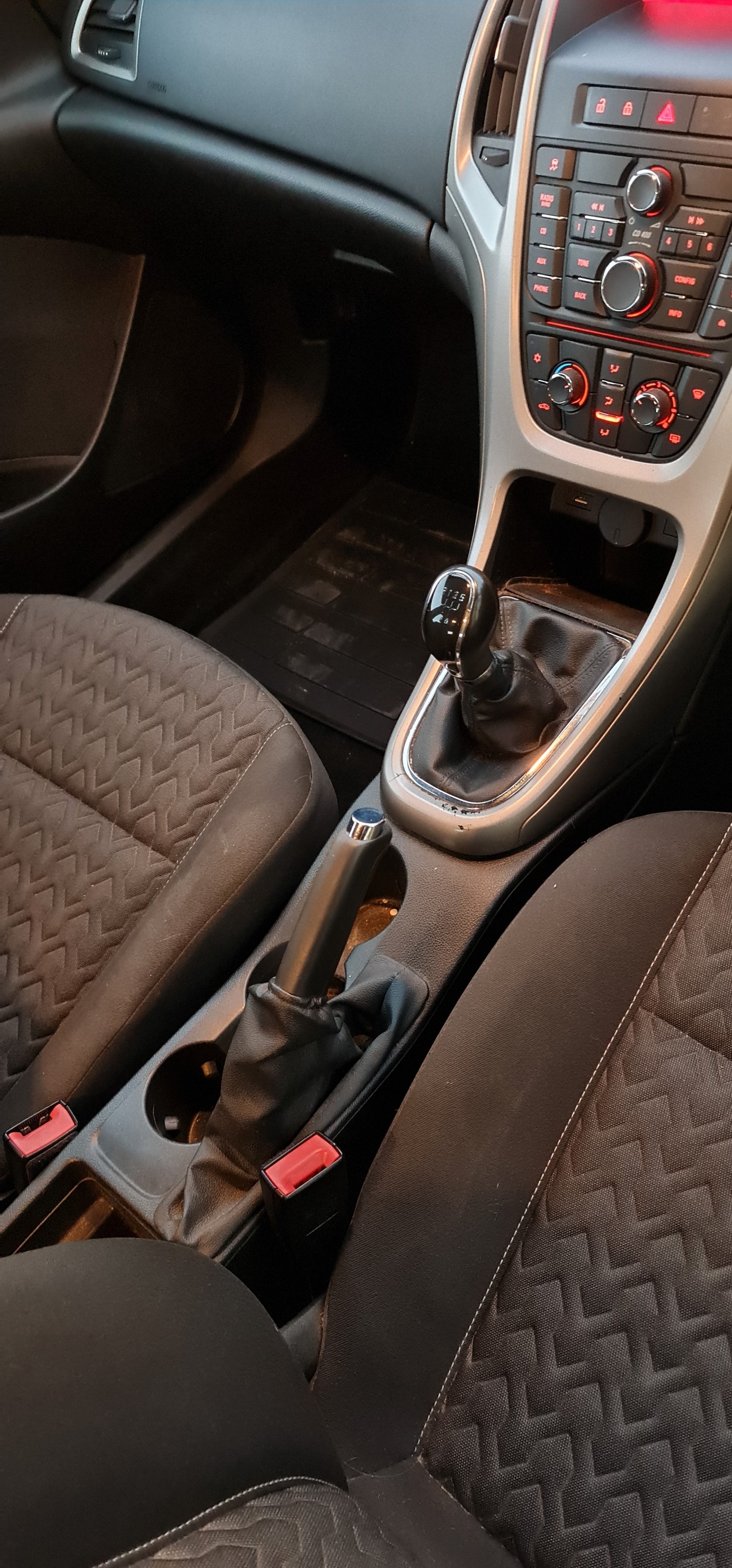 Used Vauxhall Astra 2013 for sale - 76626697: Photo 23