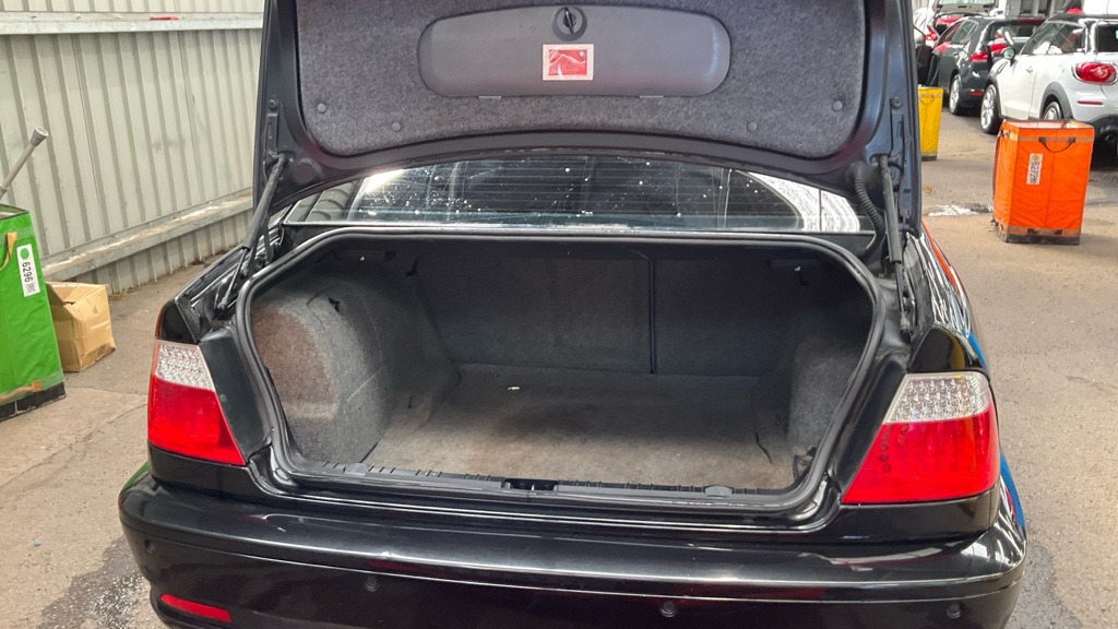 Used BMW 3 Series 2005 for sale - 77165762: Photo 5