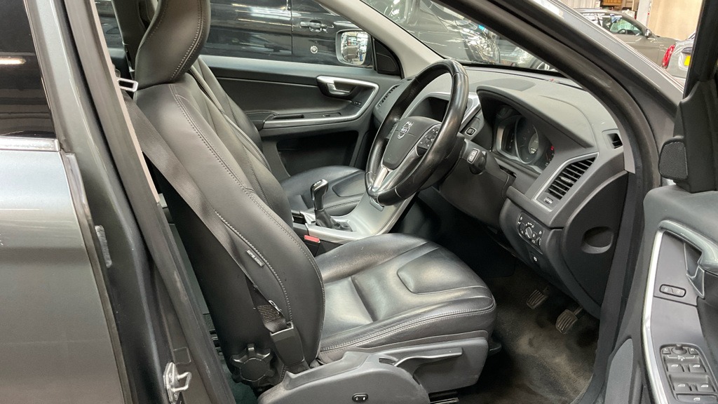 Used Volvo XC60 2016 for sale - 76763530: Photo 14