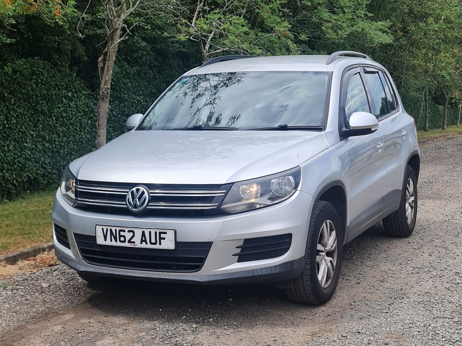 Used Volkswagen Tiguan 2012 for sale - 77998101: Photo 2
