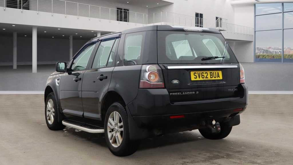 Used Land Rover Freelander 2012 for sale - 76682106: Photo 2