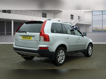 Used Volvo XC90 2010 for sale - 76081363: Photo