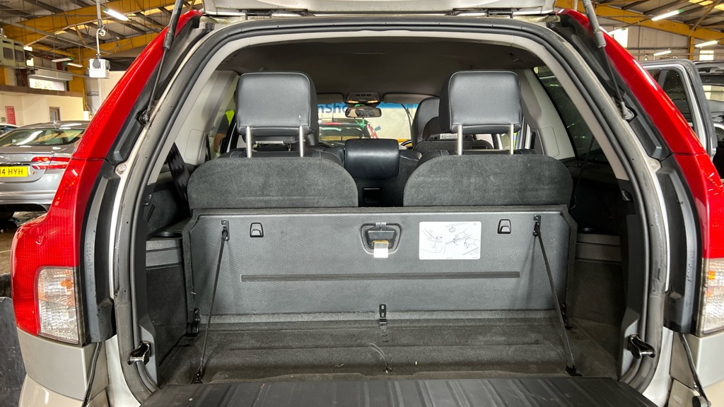 Used Volvo XC90 2010 for sale - 76081363: Photo 7