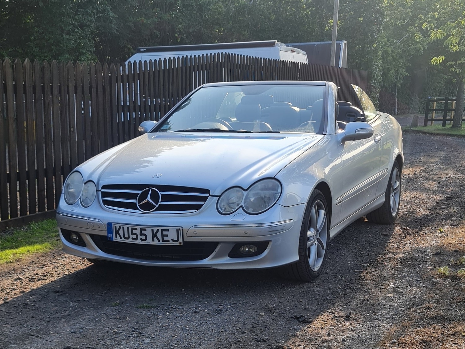 Used Mercedes-Benz CLK 2005 for sale - 76763248: Photo 11