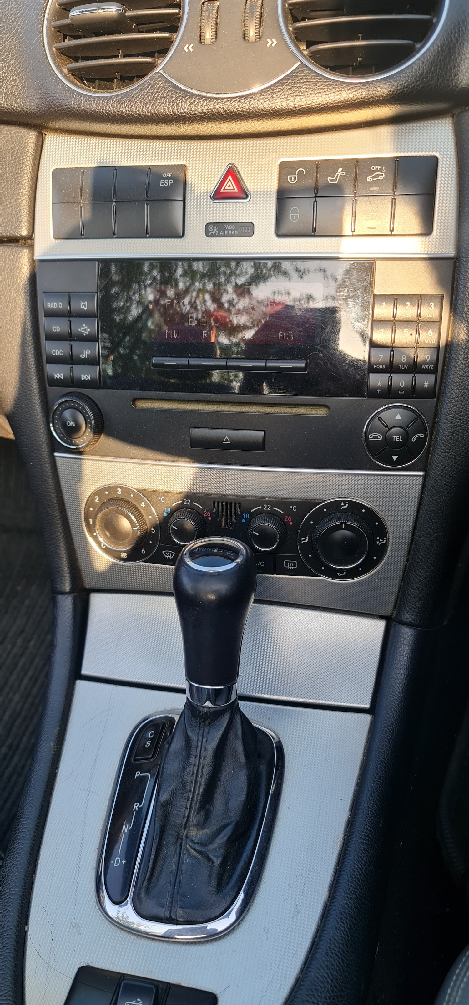 Used Mercedes-Benz CLK 2005 for sale - 76763248: Photo 13