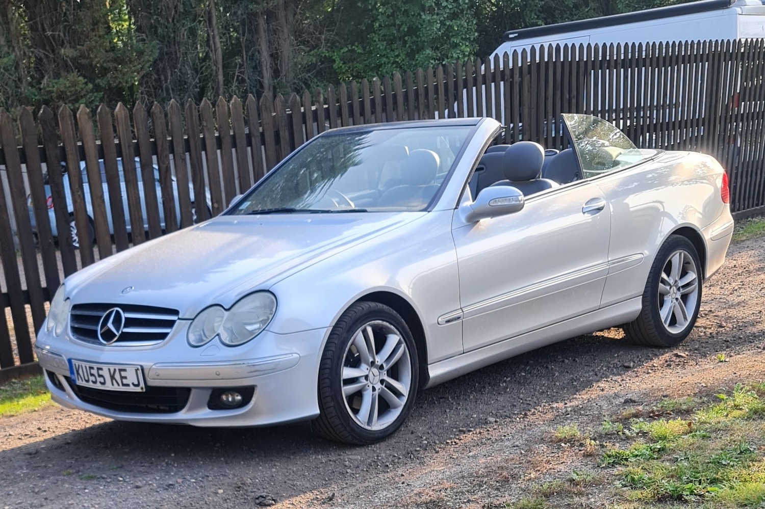 Used Mercedes-Benz CLK 2005 for sale - 76763248: Photo 23