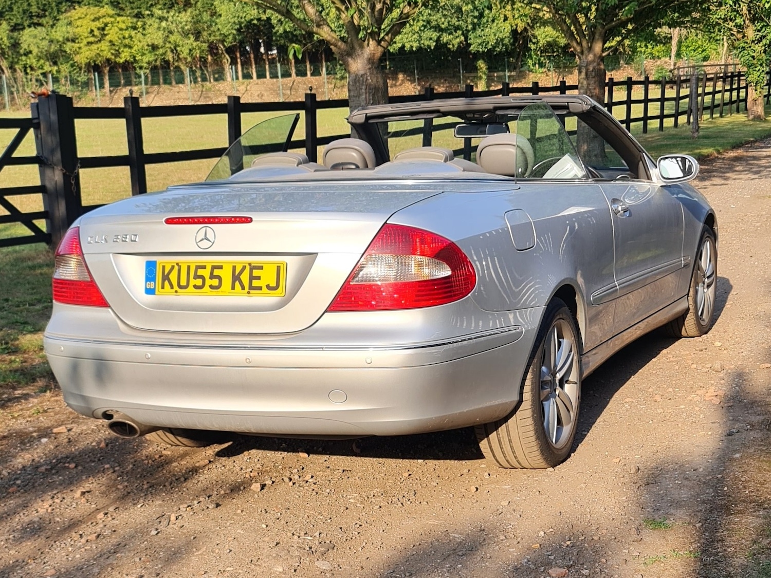 Used Mercedes-Benz CLK 2005 for sale - 76763248: Photo 6