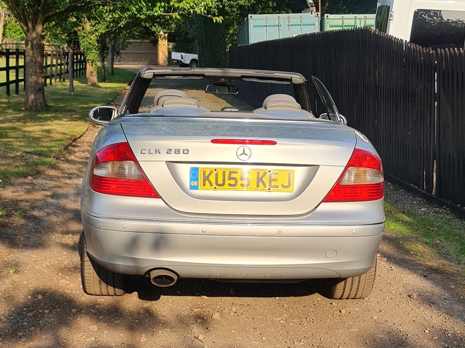 Used Mercedes-Benz CLK 2005 for sale - 76763248: Photo 8