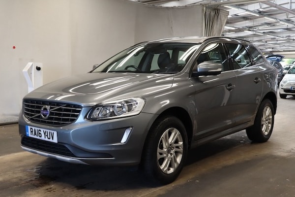 Used Volvo XC60 2016 for sale - 76128630: Photo 2