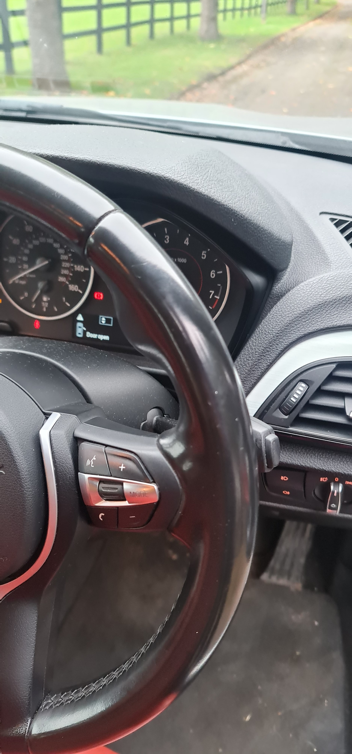 Used BMW 1 Series 2015 for sale - 76077867: Photo 27