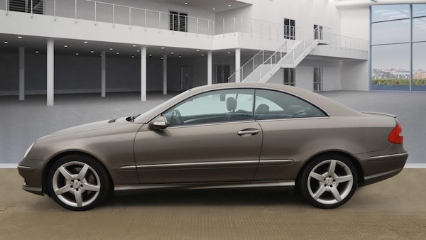 Used Mercedes-Benz CLK 2008 for sale - 74956491: Photo 23