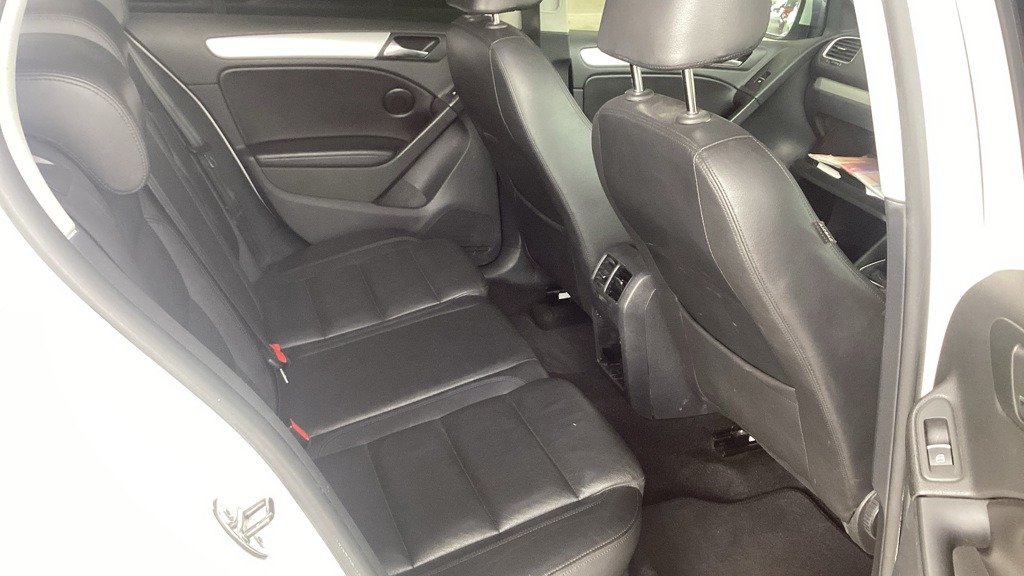 Used Volkswagen Golf 2012 for sale - 76766517: Photo 6