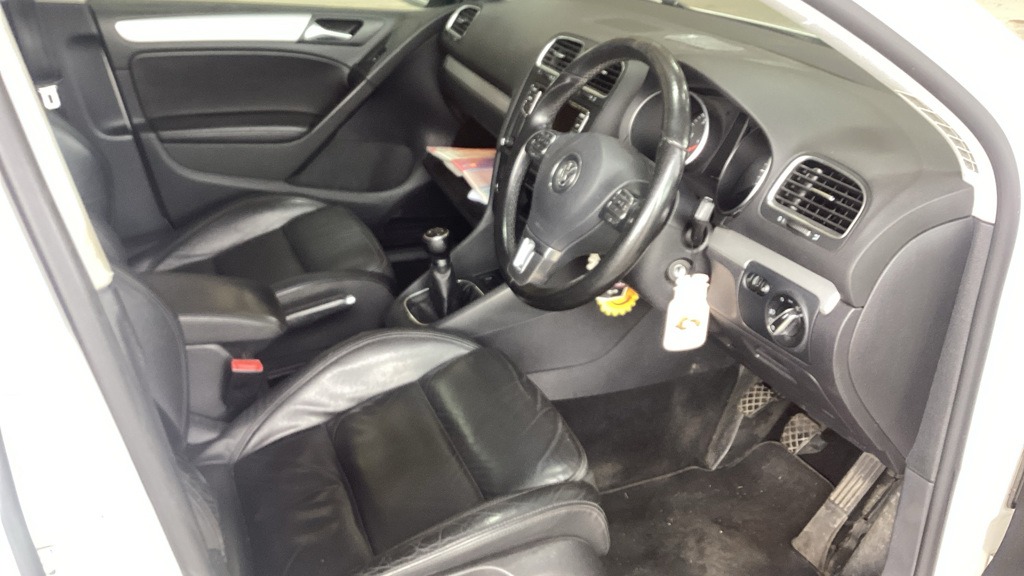 Used Volkswagen Golf 2012 for sale - 76766517: Photo 7