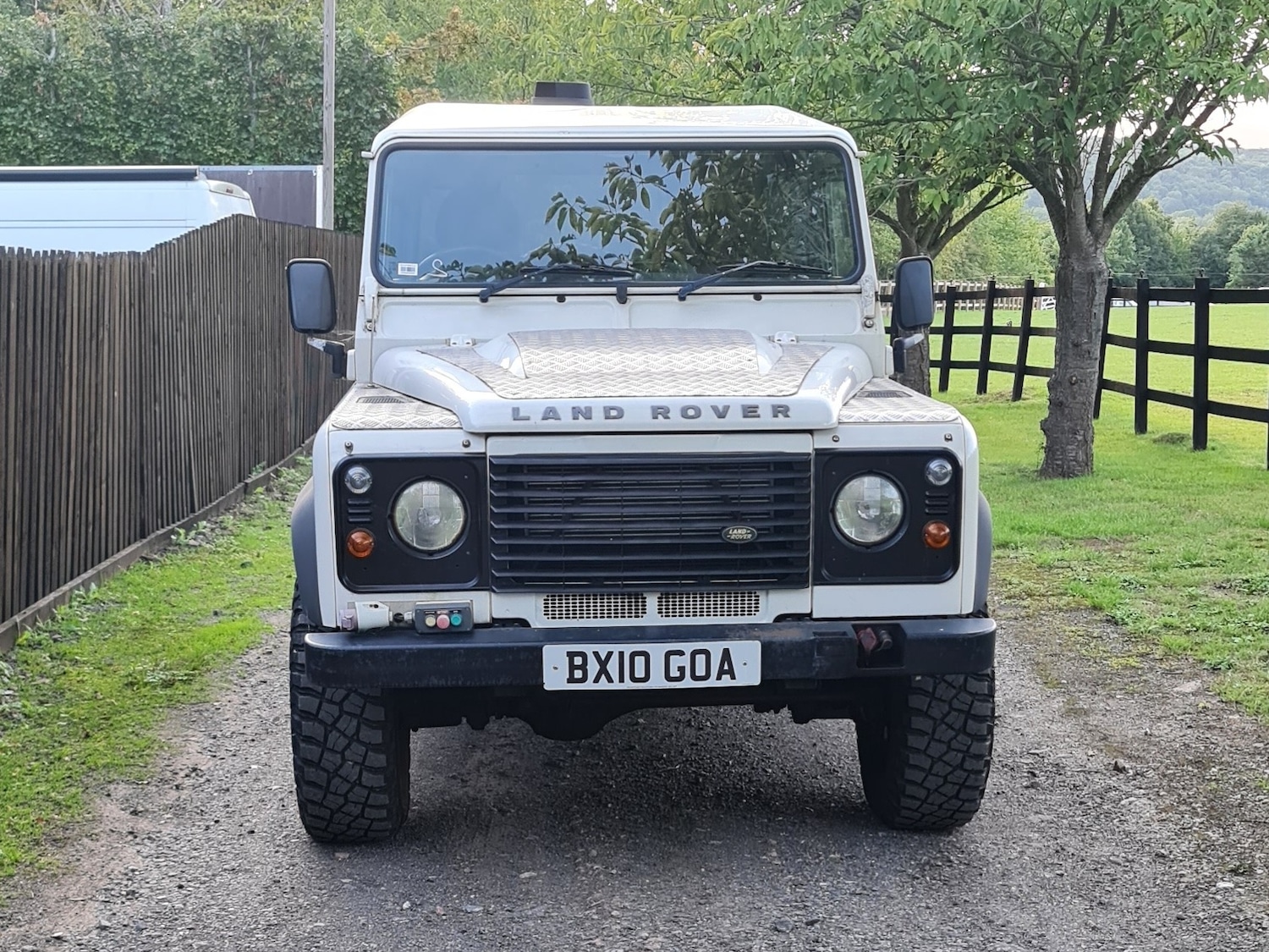 Used Land Rover Defender 2010 for sale - 77998802: Photo 11