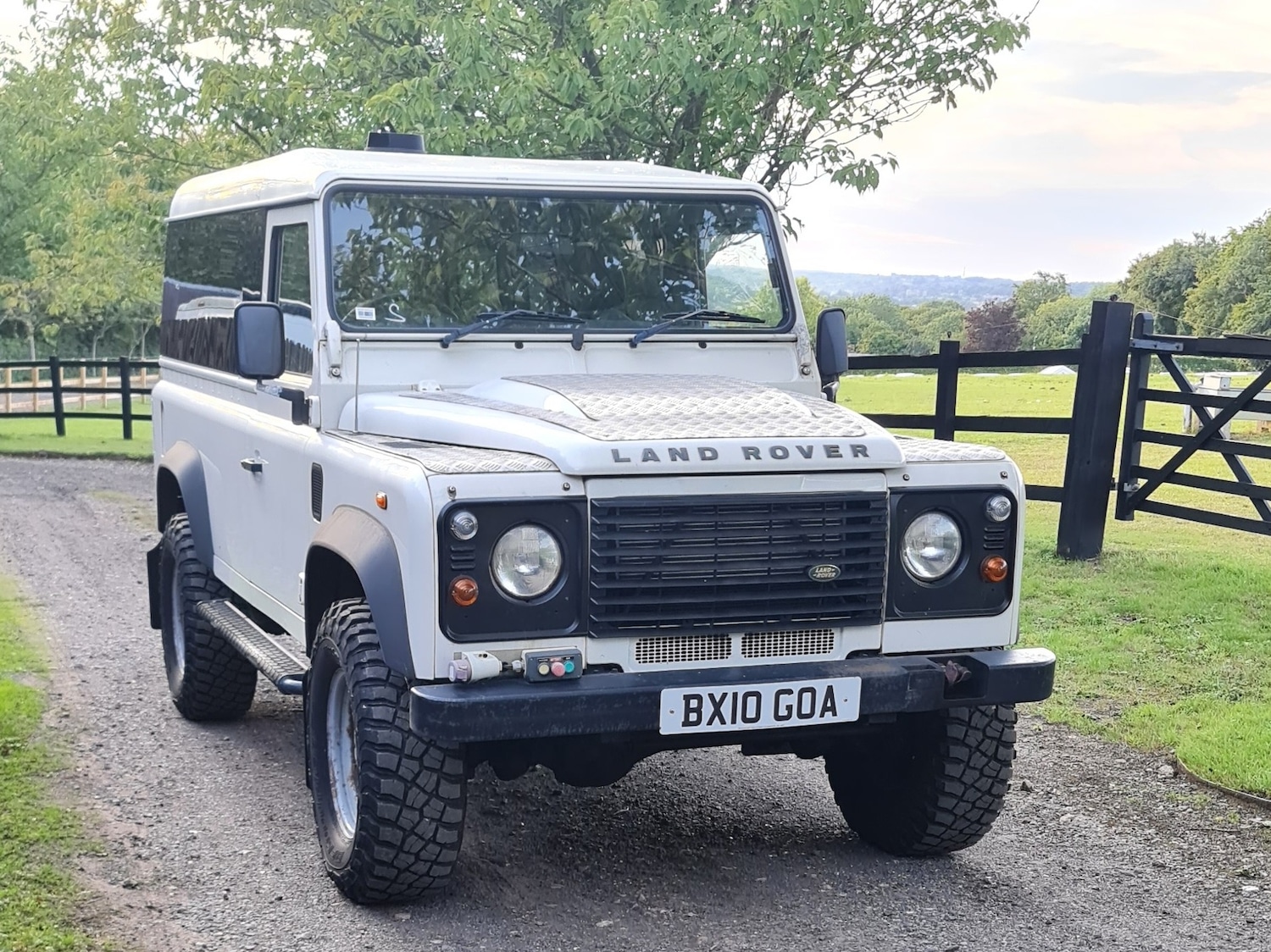 Used Land Rover Defender 2010 for sale - 77998802: Photo 13