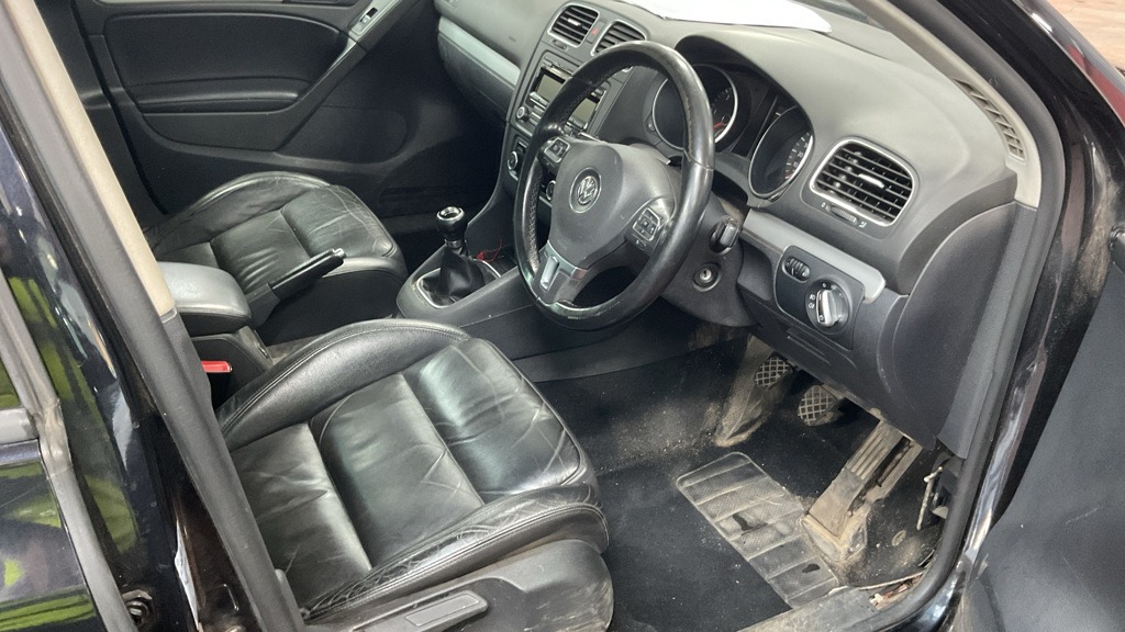 Used Volkswagen Golf 2012 for sale - 76793366: Photo 10