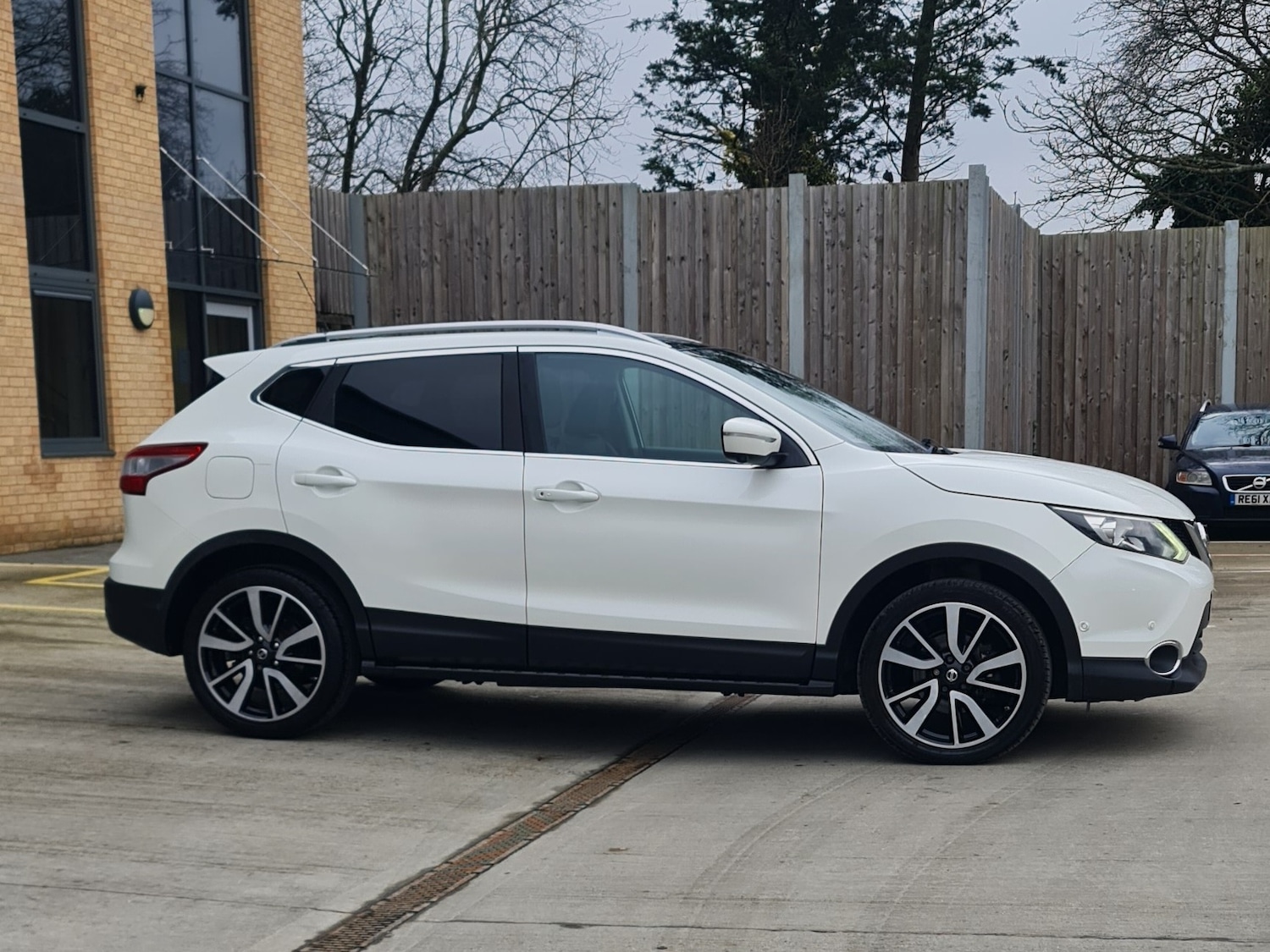 Used Nissan Qashqai 2014 for sale - 76079791: Photo 11
