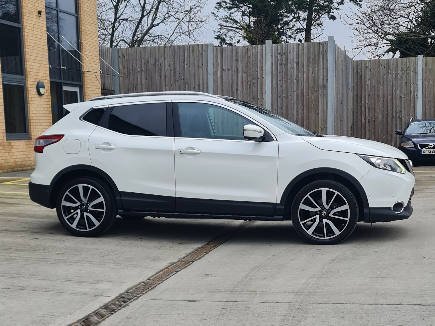 Used Nissan Qashqai 2014 for sale - 76079791: Photo 9