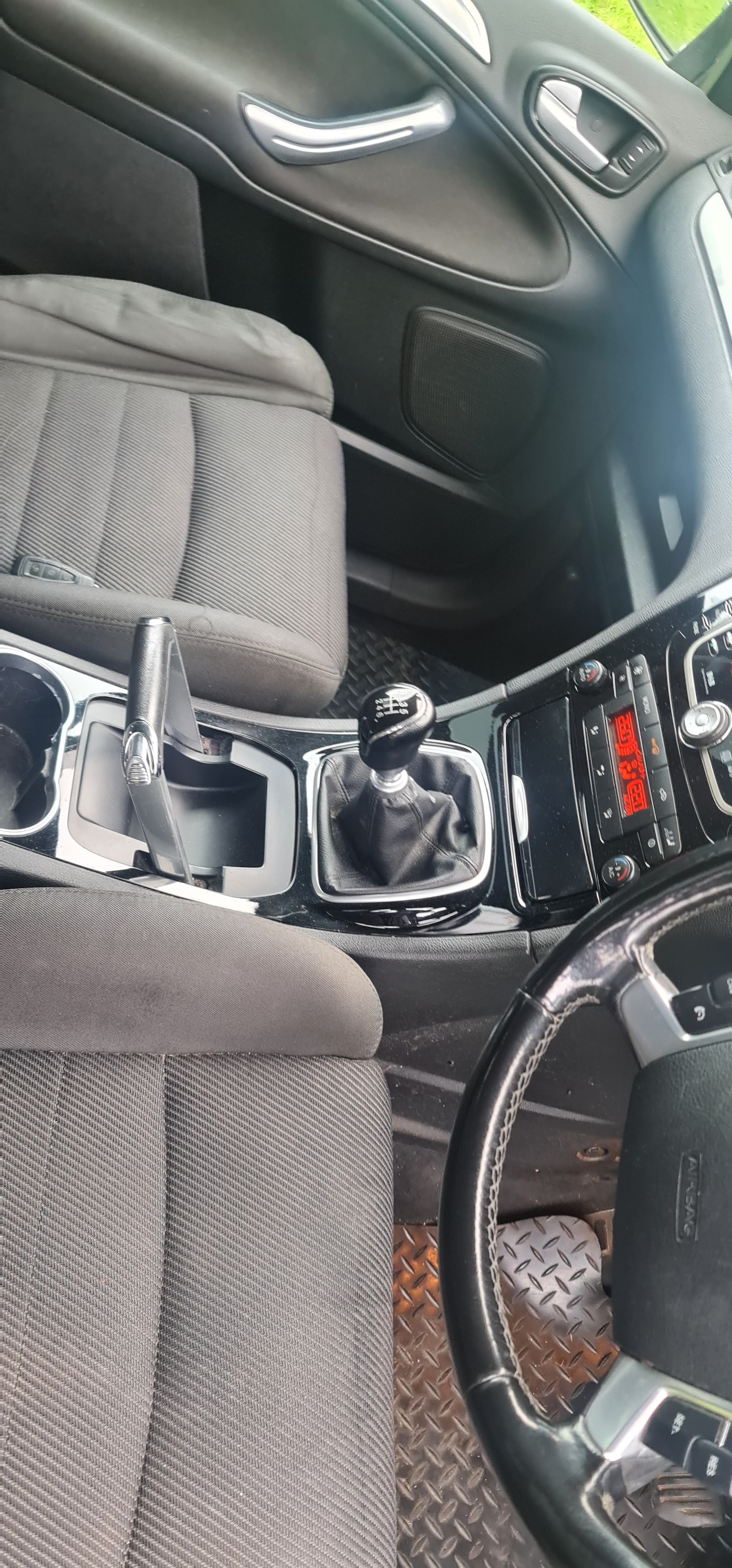 Used Ford Galaxy 2013 for sale - 76267594: Photo 15