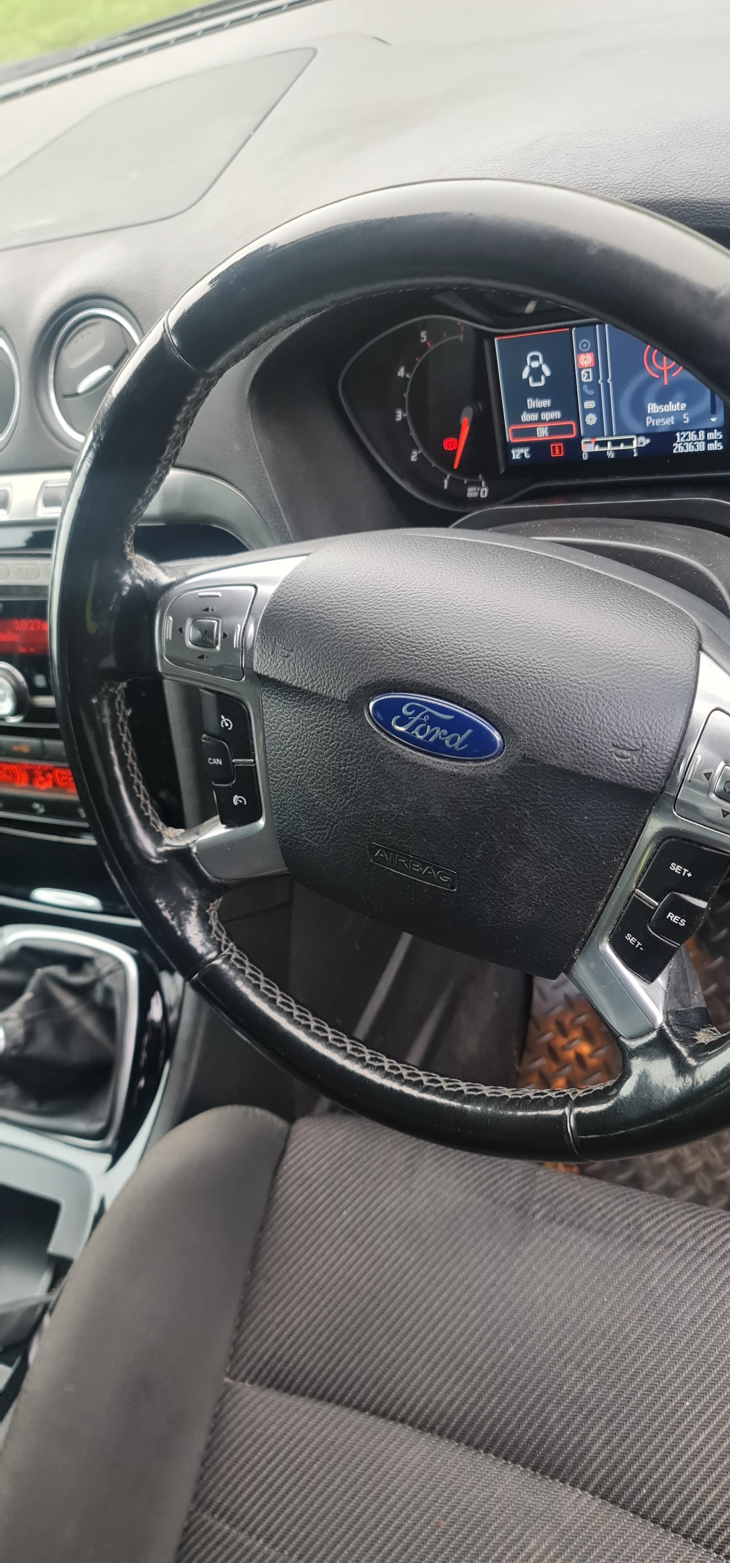 Used Ford Galaxy 2013 for sale - 76267594: Photo 16